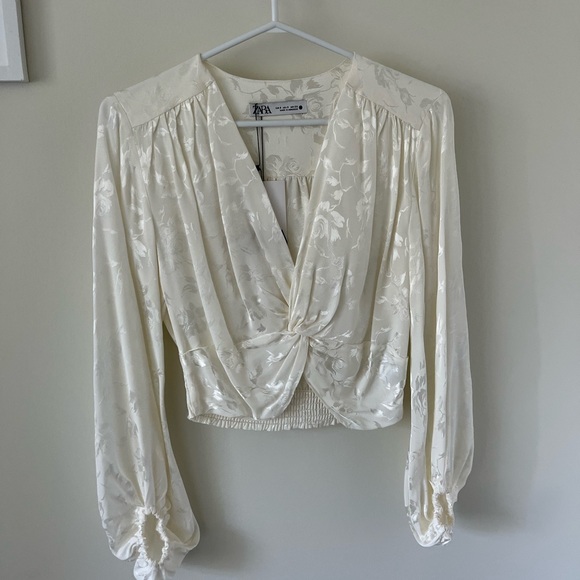 Zara blouse twist crop top - Picture 5 of 9